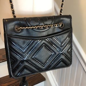 TORY BURCH Black Fleming Art Deco Diamond Quilted Crossbody Shoulder Bag Clutch